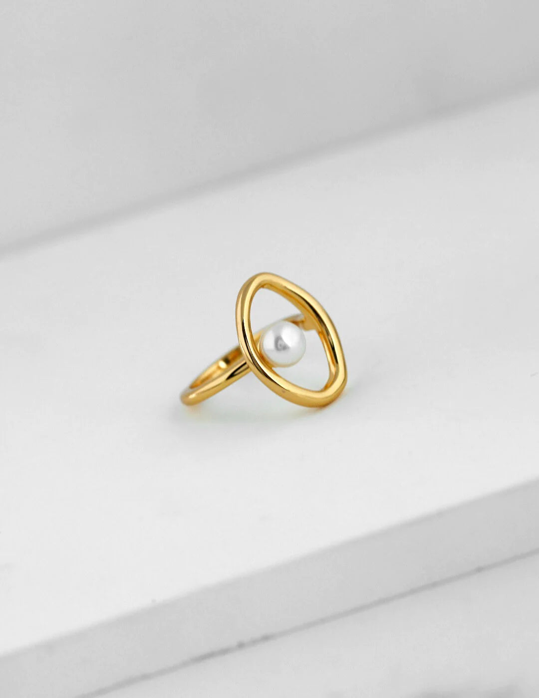 Geometric Open Circle Ring - Elevate Your Style, Express Your Unique Essence