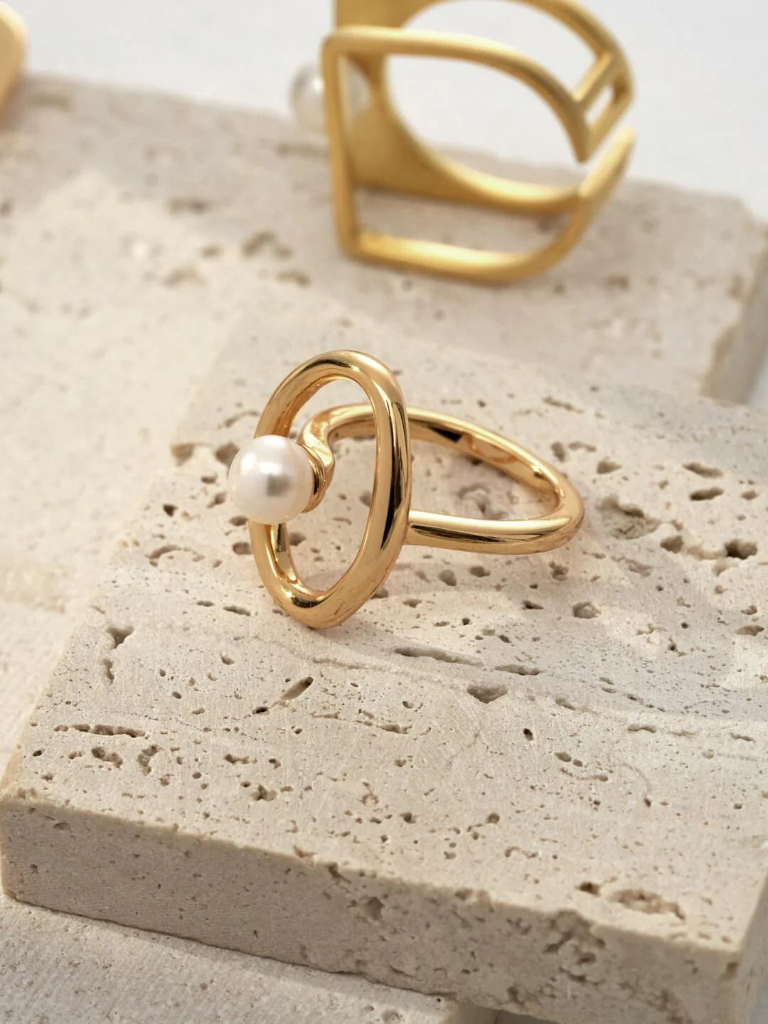 Geometric Open Circle Ring - Elevate Your Style, Express Your Unique Essence